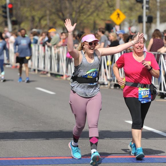 Meet your Posher, Amy - Picture 2 of 4